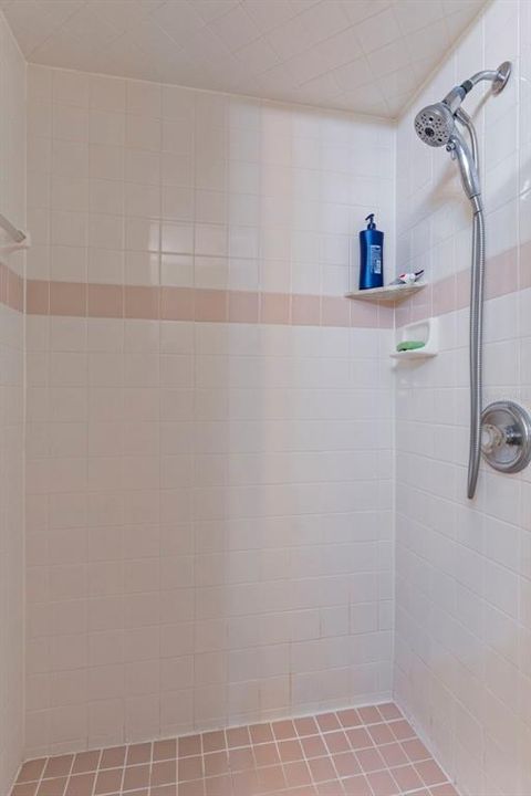 На продажу: $370,000 (3 спален, 2 ванн, 1502 Квадратных фут)