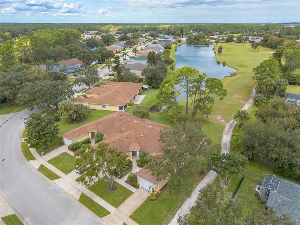 待售: $319,000 (2 贝兹, 2 浴室, 1066 平方英尺)