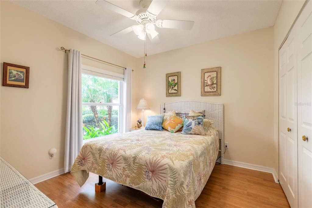 待售: $319,000 (2 贝兹, 2 浴室, 1066 平方英尺)