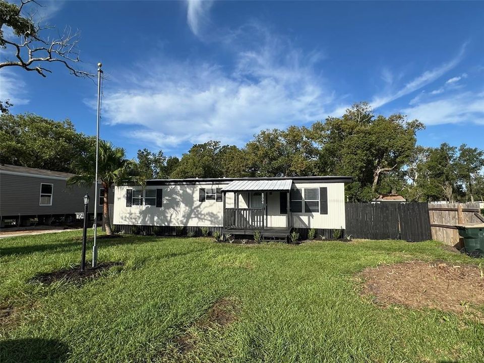 待售: $264,900 (3 贝兹, 2 浴室, 1056 平方英尺)