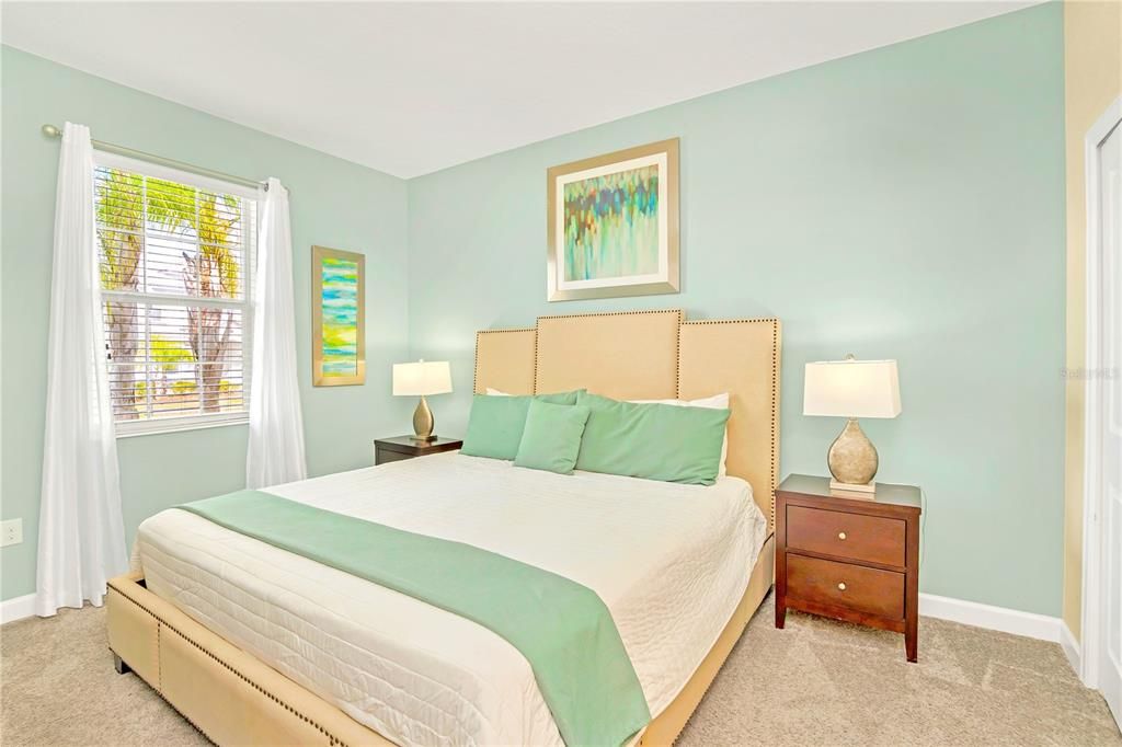 For Sale: $670,000 (8 beds, 5 baths, 3909 Square Feet)