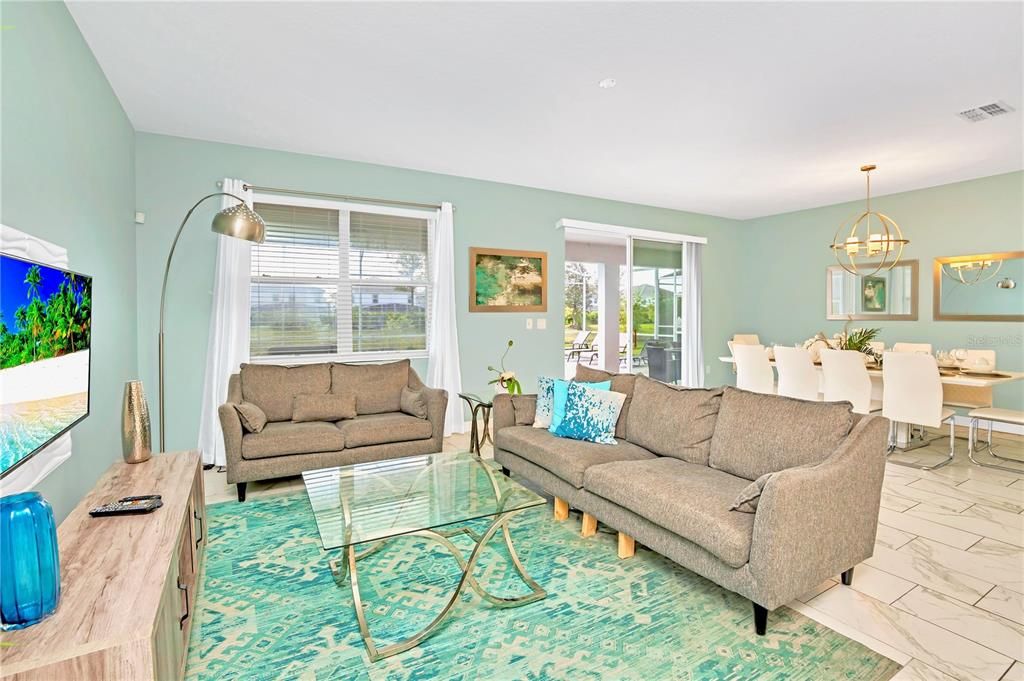 For Sale: $670,000 (8 beds, 5 baths, 3909 Square Feet)