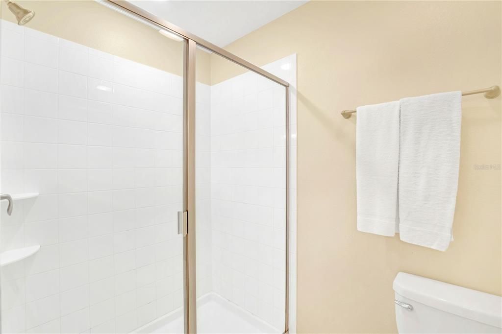 For Sale: $670,000 (8 beds, 5 baths, 3909 Square Feet)