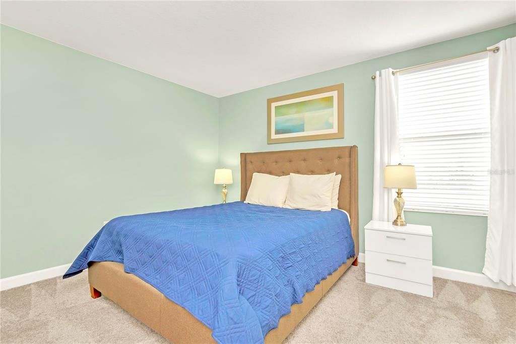 For Sale: $670,000 (8 beds, 5 baths, 3909 Square Feet)