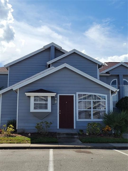 Recientemente alquilado: $1,100 (1 camas, 1 baños, 800 Pies cuadrados)