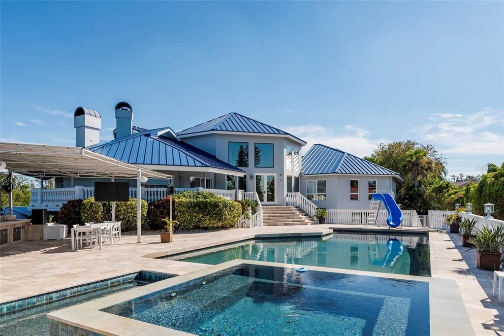 En Venta: $8,000,000 (6 camas, 8 baños, 11994 Pies cuadrados)