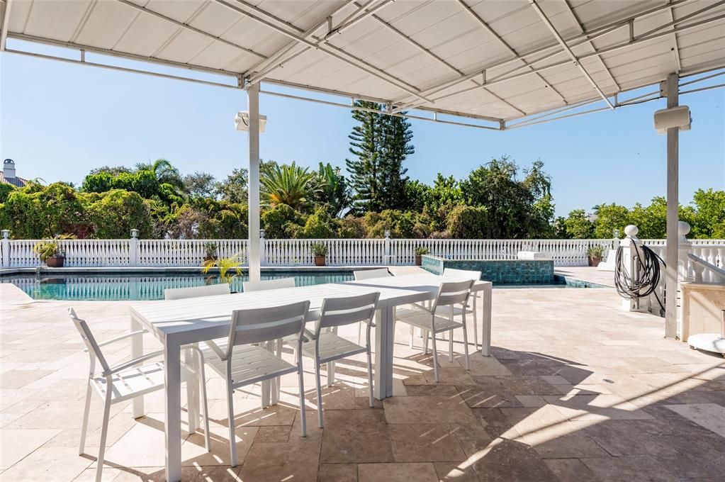 En Venta: $8,000,000 (6 camas, 8 baños, 11994 Pies cuadrados)