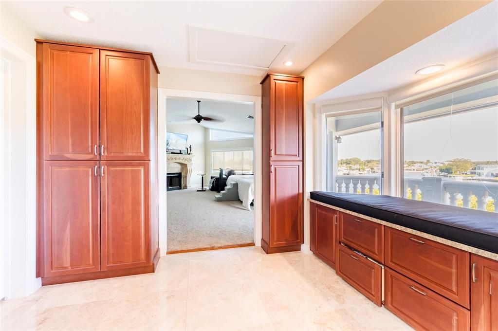 En Venta: $8,000,000 (6 camas, 8 baños, 11994 Pies cuadrados)
