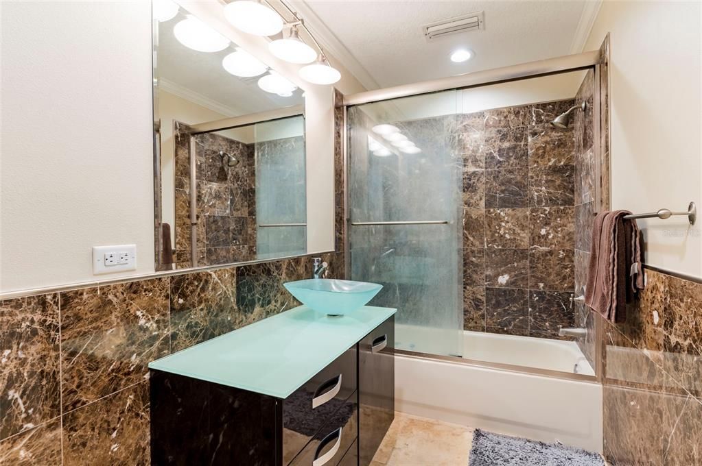 En Venta: $8,000,000 (6 camas, 8 baños, 11994 Pies cuadrados)