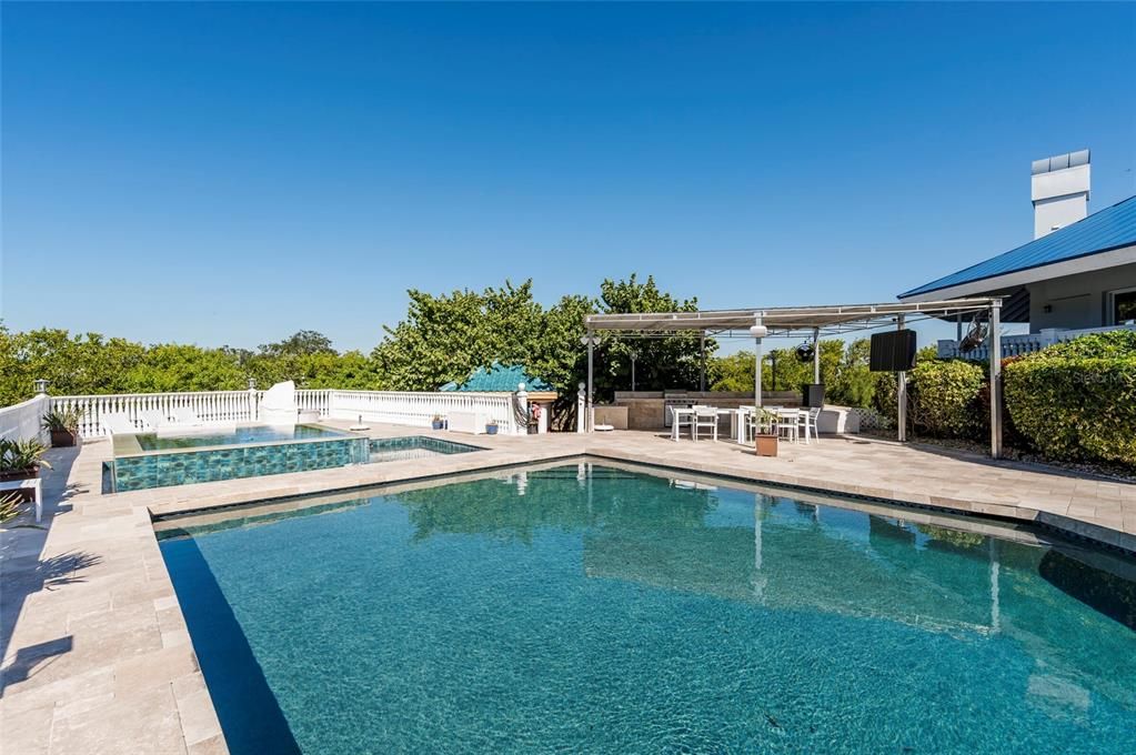 En Venta: $8,000,000 (6 camas, 8 baños, 11994 Pies cuadrados)