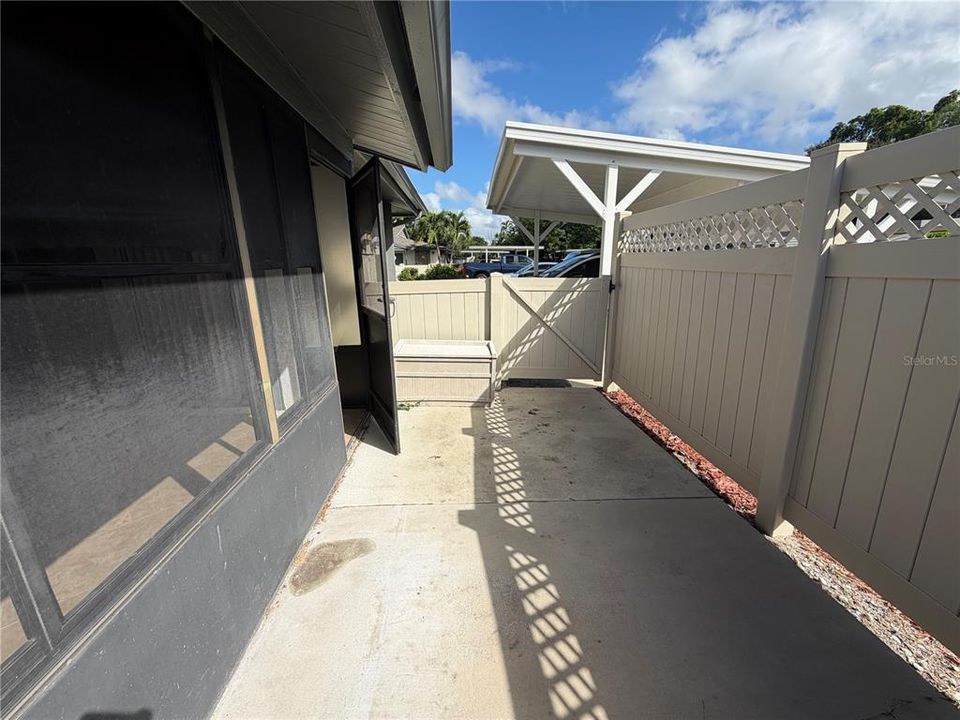 For Rent: $1,900 (2 beds, 2 baths, 1024 Square Feet)