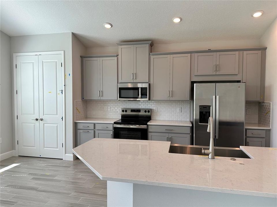 For Sale: $437,990 (3 beds, 2 baths, 1764 Square Feet)