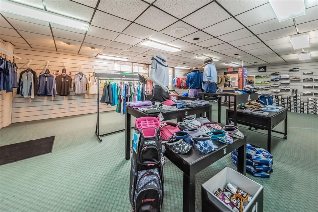 На продажу: $149,000 (2 спален, 2 ванн, 923 Квадратных фут)