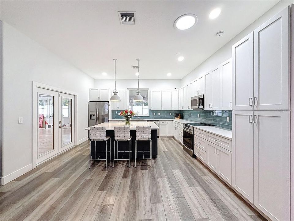 待售: $759,900 (4 贝兹, 3 浴室, 2785 平方英尺)