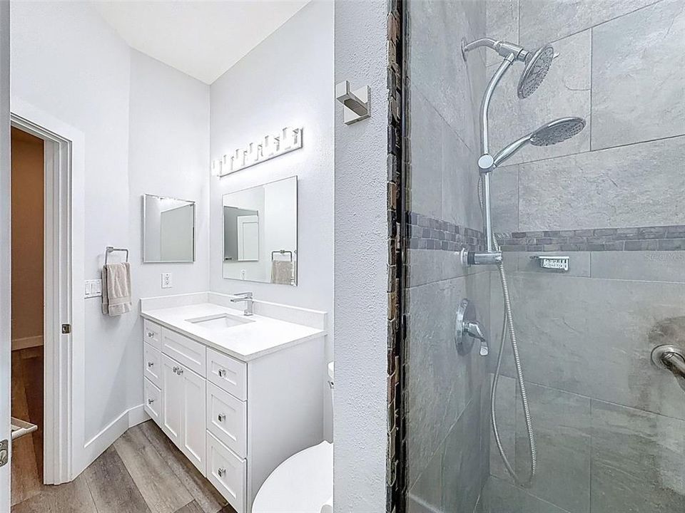 待售: $759,900 (4 贝兹, 3 浴室, 2785 平方英尺)