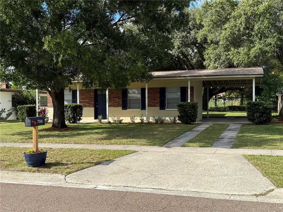 Recently Sold: $264,500 (3 beds, 1 baths, 864 Square Feet)