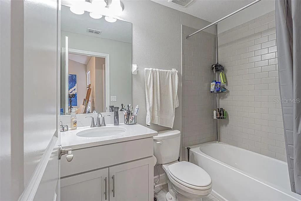 В аренду: $2,695 (2 спален, 2 ванн, 1571 Квадратных фут)