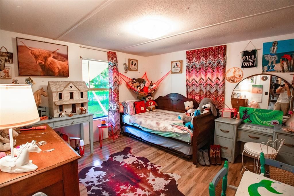 На продажу: $229,000 (3 спален, 2 ванн, 1248 Квадратных фут)