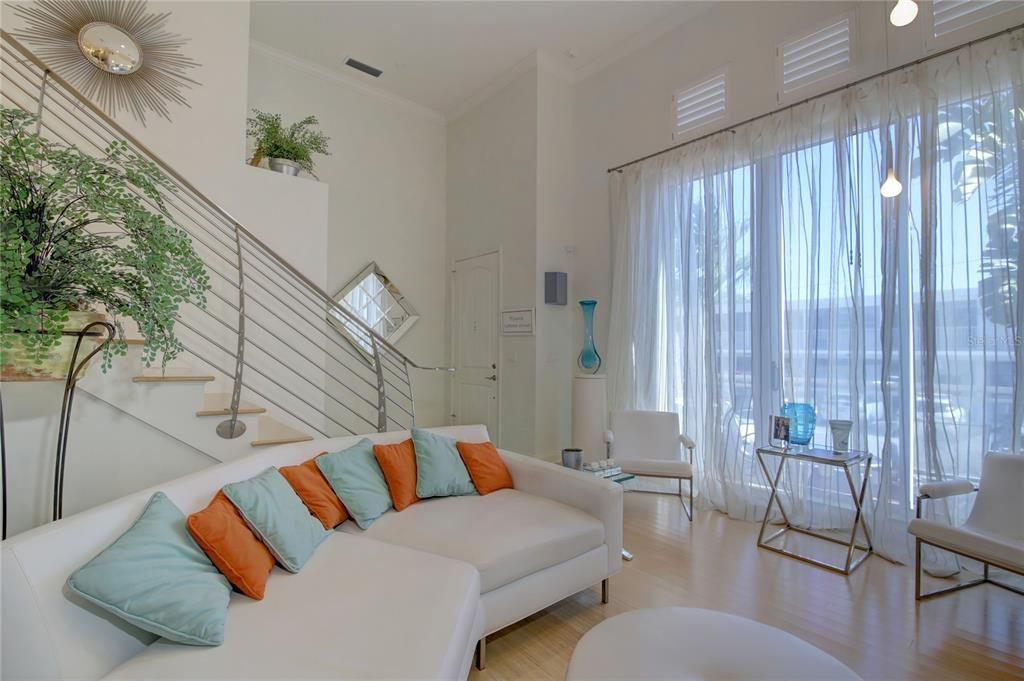 待售: $1,099,000 (2 贝兹, 2 浴室, 1619 平方英尺)