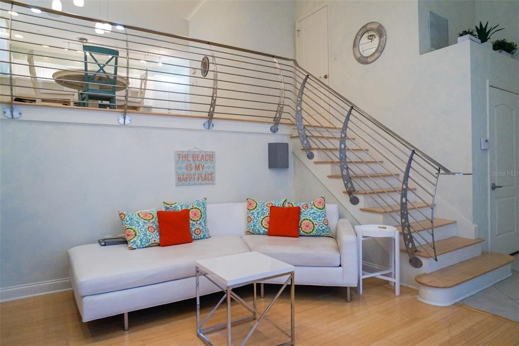 待售: $1,099,000 (2 贝兹, 2 浴室, 1619 平方英尺)