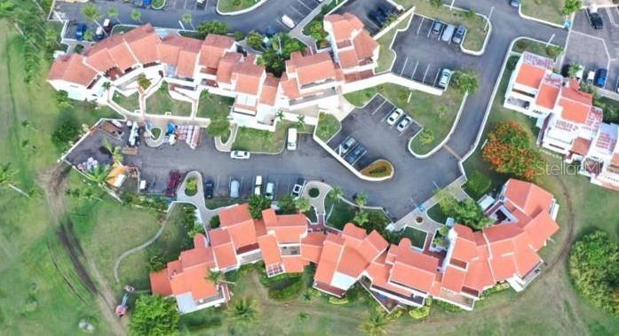 For Sale: $350,000 (1 beds, 1 baths, 595 Square Feet)