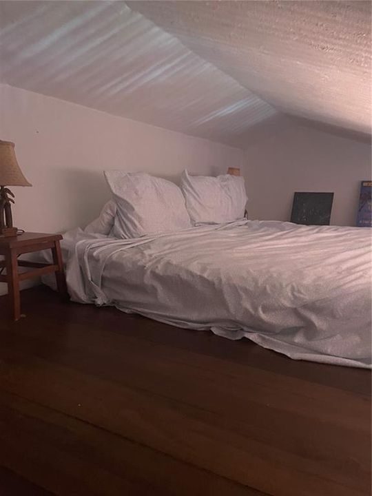 For Sale: $350,000 (1 beds, 1 baths, 595 Square Feet)