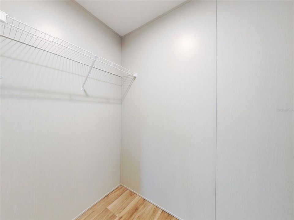 For Sale: $237,900 (4 beds, 2 baths, 1580 Square Feet)