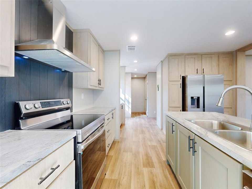 For Sale: $237,900 (4 beds, 2 baths, 1580 Square Feet)