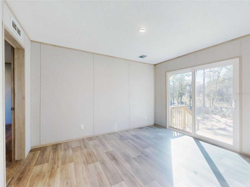 For Sale: $237,900 (4 beds, 2 baths, 1580 Square Feet)