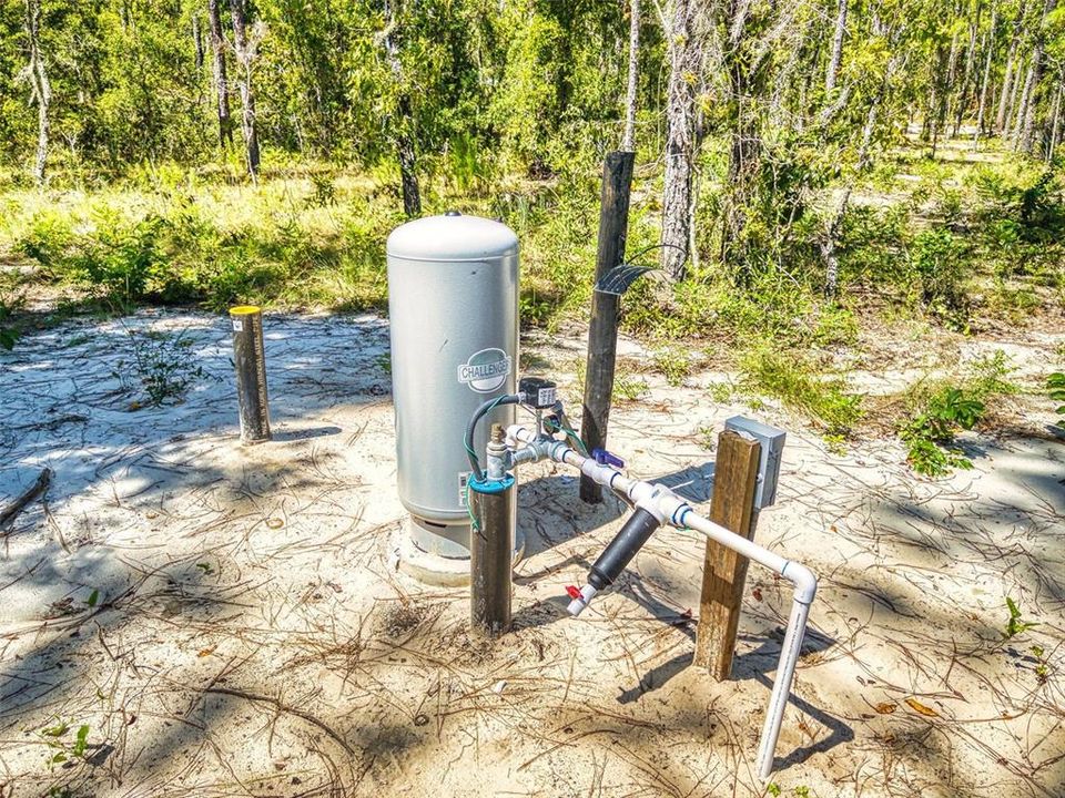 For Sale: $237,900 (4 beds, 2 baths, 1580 Square Feet)