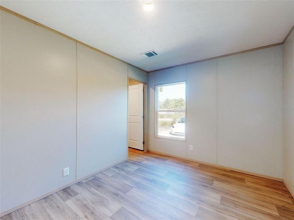 For Sale: $237,900 (4 beds, 2 baths, 1580 Square Feet)