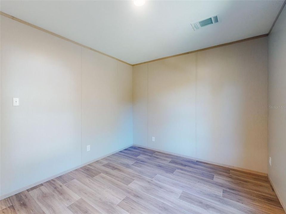 For Sale: $237,900 (4 beds, 2 baths, 1580 Square Feet)