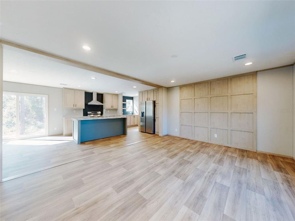 For Sale: $237,900 (4 beds, 2 baths, 1580 Square Feet)