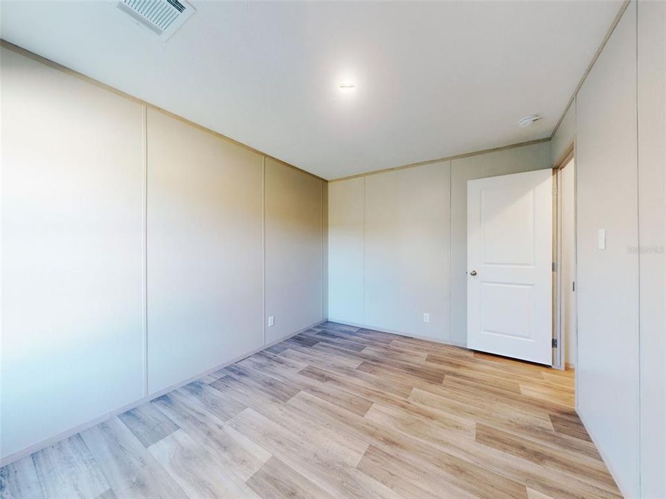 For Sale: $237,900 (4 beds, 2 baths, 1580 Square Feet)