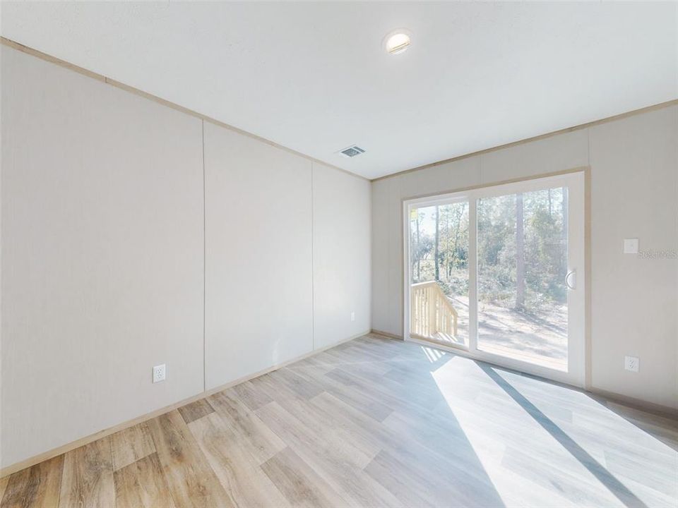 For Sale: $237,900 (4 beds, 2 baths, 1580 Square Feet)