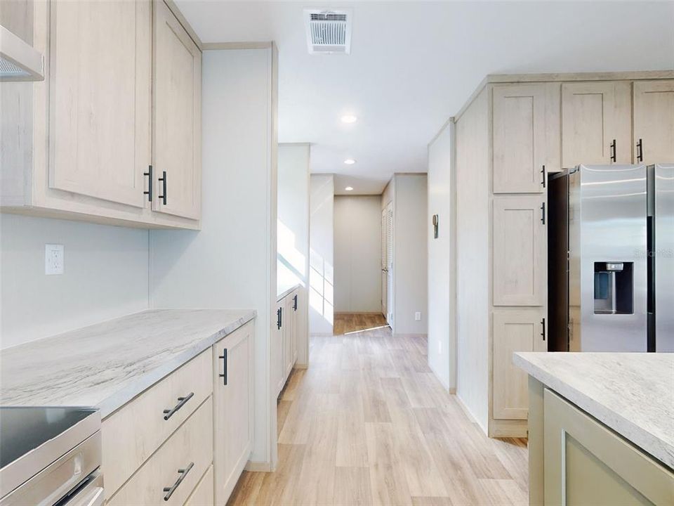 For Sale: $237,900 (4 beds, 2 baths, 1580 Square Feet)