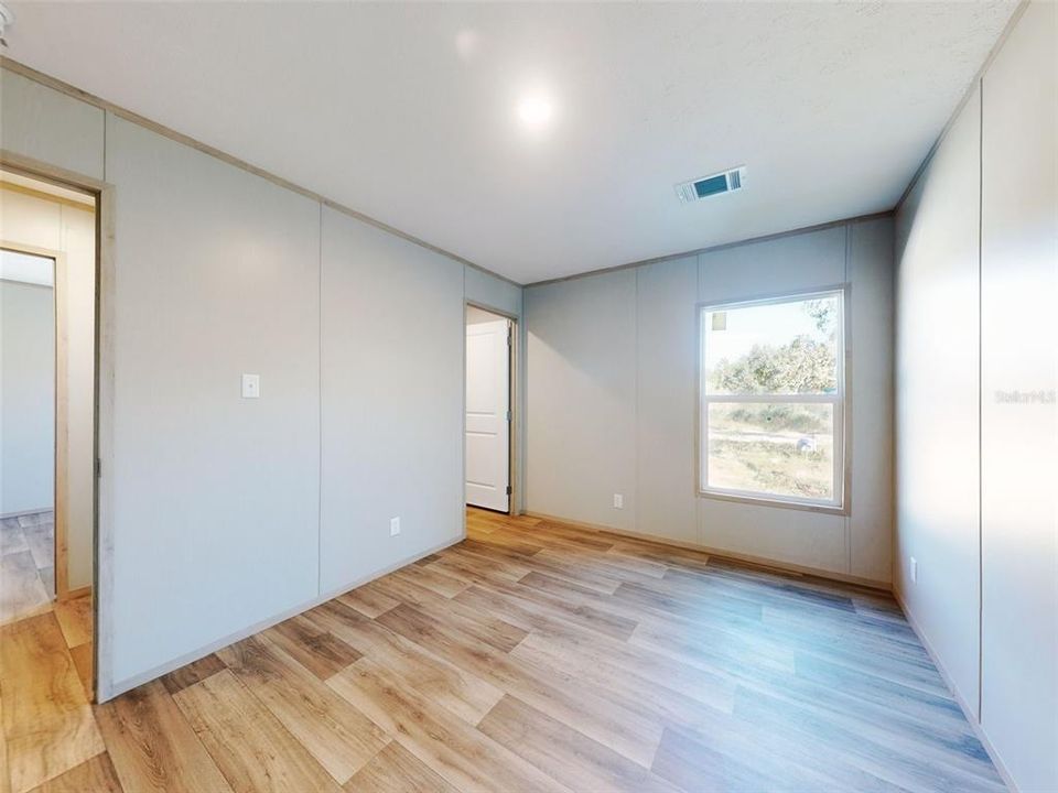 For Sale: $237,900 (4 beds, 2 baths, 1580 Square Feet)