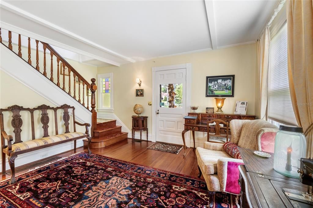 待售: $1,675,000 (7 贝兹, 8 浴室, 4552 平方英尺)