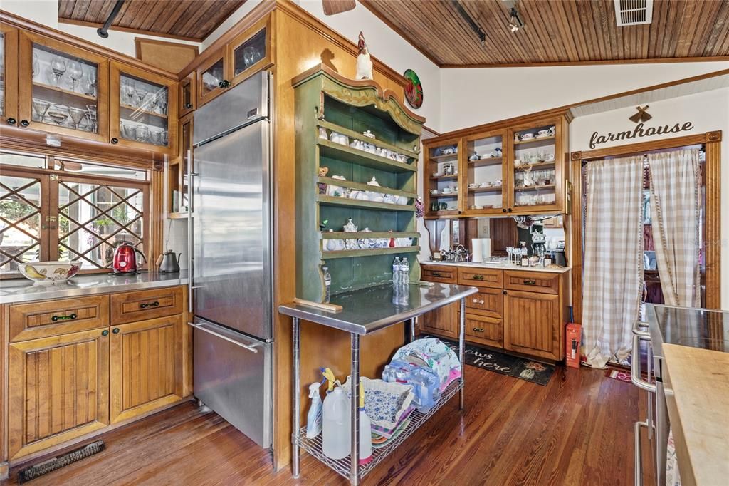 待售: $1,675,000 (7 贝兹, 8 浴室, 4552 平方英尺)