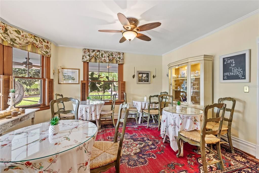 待售: $1,675,000 (7 贝兹, 8 浴室, 4552 平方英尺)