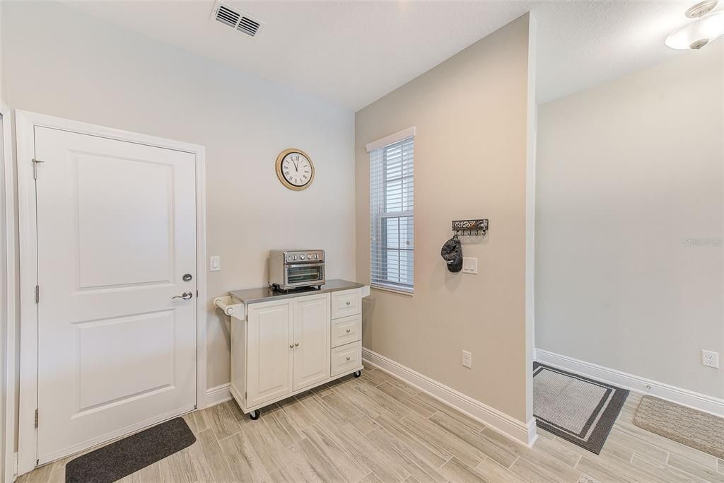 En Venta: $395,000 (2 camas, 2 baños, 1571 Pies cuadrados)