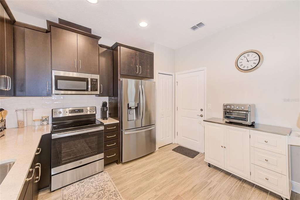 En Venta: $395,000 (2 camas, 2 baños, 1571 Pies cuadrados)