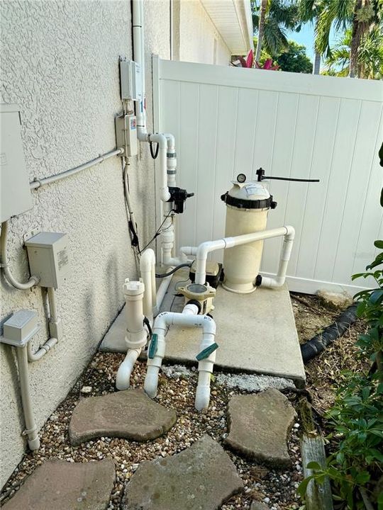 For Sale: $467,000 (3 beds, 2 baths, 1819 Square Feet)