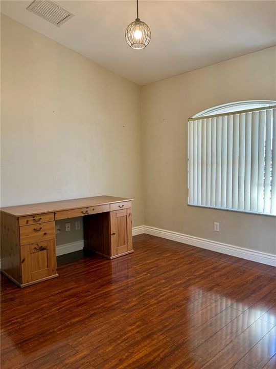 For Sale: $467,000 (3 beds, 2 baths, 1819 Square Feet)