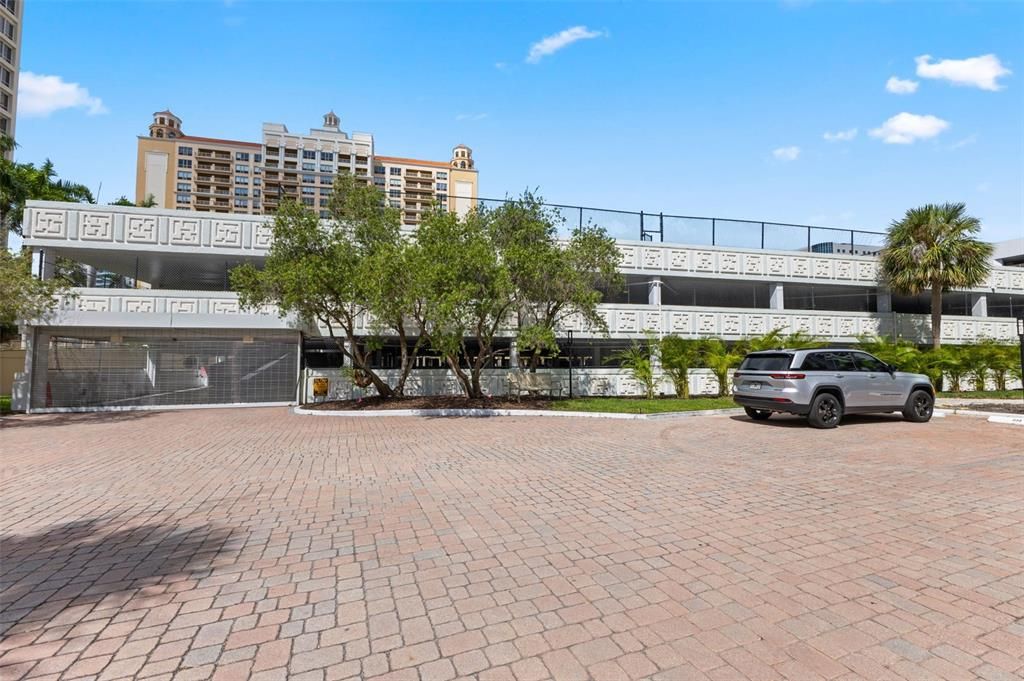 待售: $999,000 (2 贝兹, 2 浴室, 1575 平方英尺)