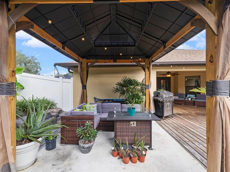 En Venta: $675,000 (3 camas, 2 baños, 1908 Pies cuadrados)