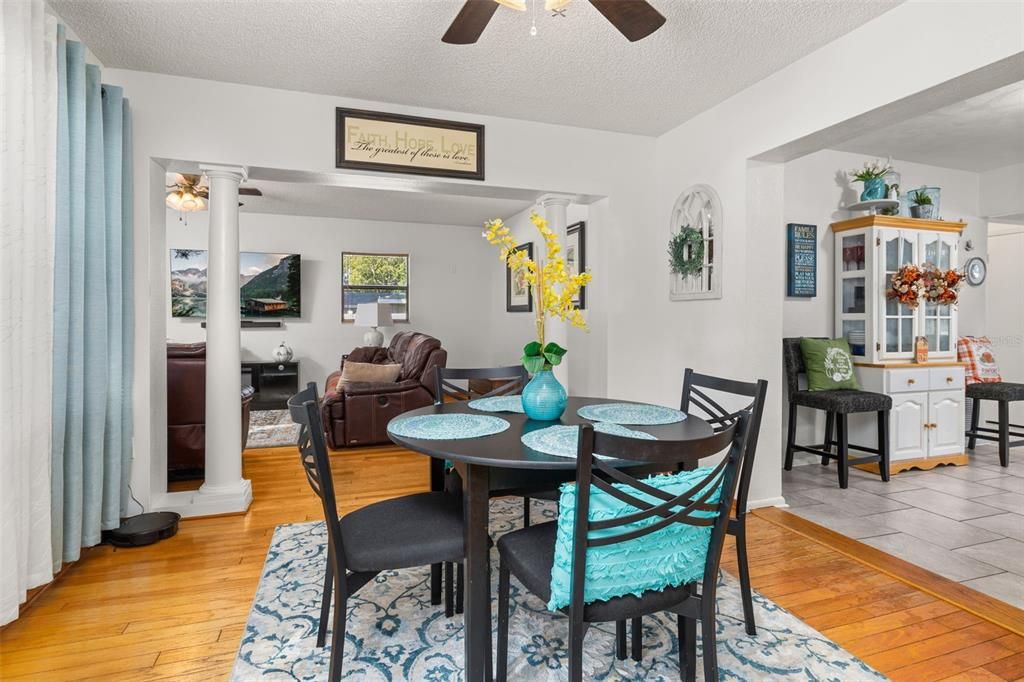 待售: $345,900 (3 贝兹, 2 浴室, 2034 平方英尺)