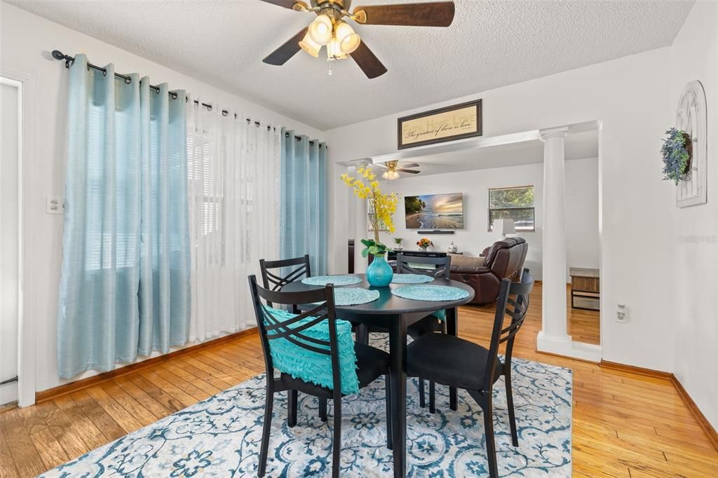 待售: $345,900 (3 贝兹, 2 浴室, 2034 平方英尺)