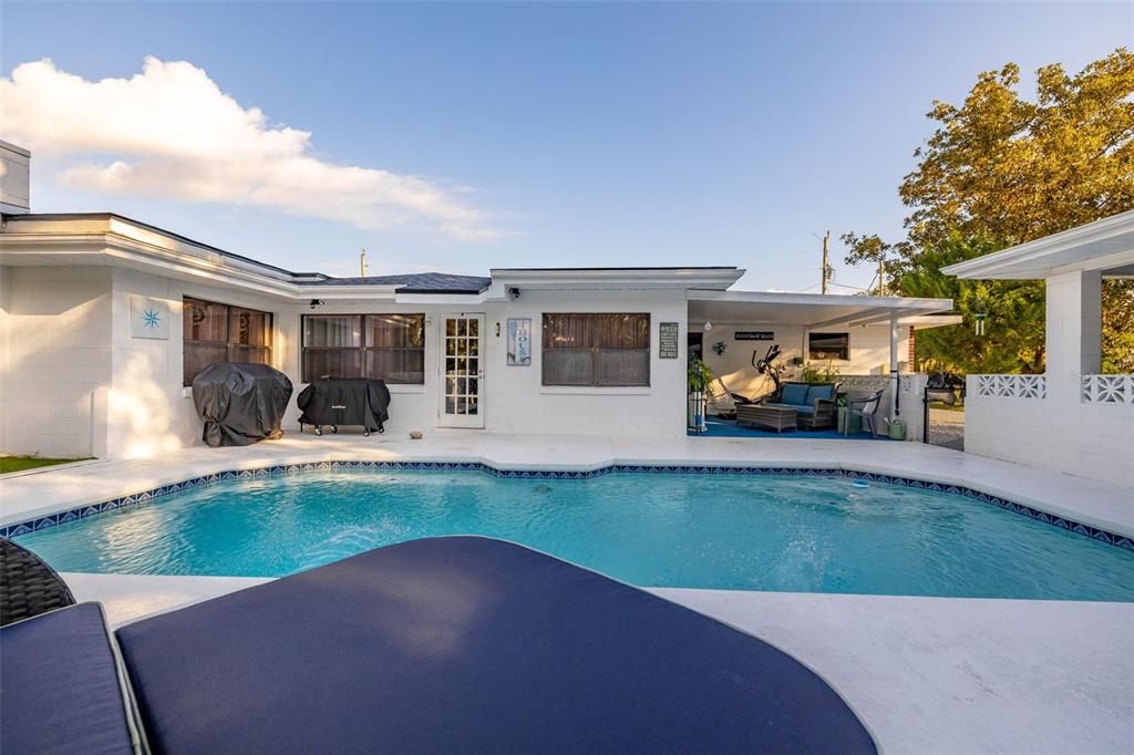 待售: $345,900 (3 贝兹, 2 浴室, 2034 平方英尺)