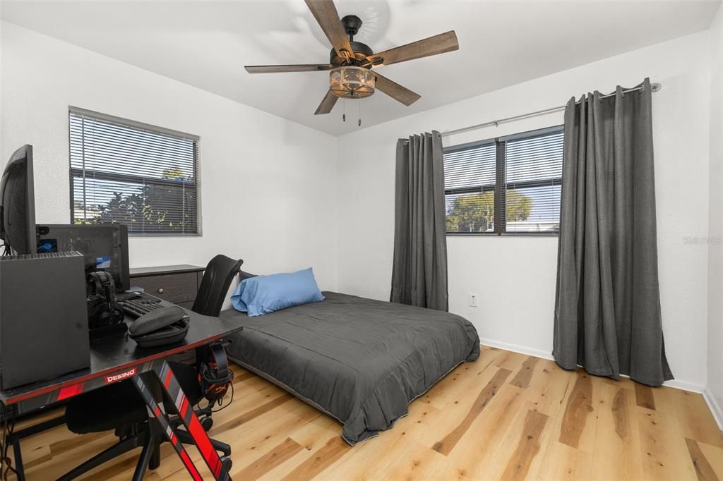 待售: $345,900 (3 贝兹, 2 浴室, 2034 平方英尺)